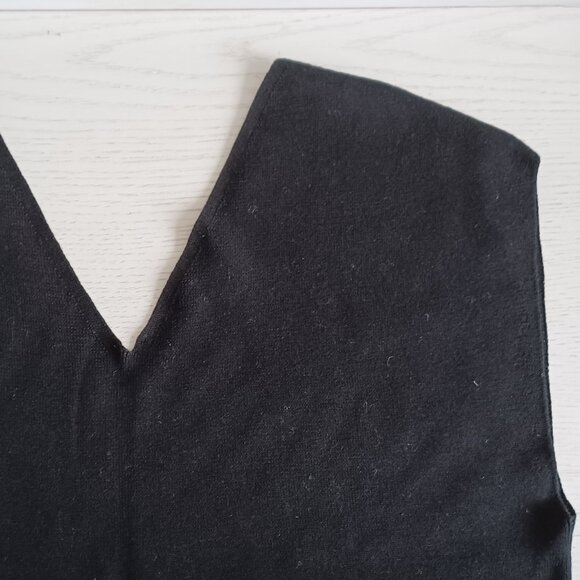 Talbots M V-neck cotton dressy top - Picture 2 of 6